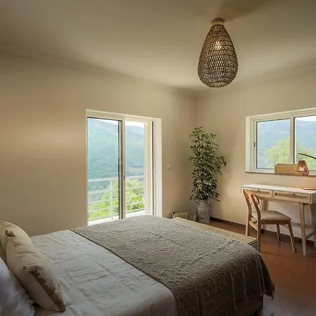 別荘 Experience Douro's Beauty, 3br, 2ba Scenic Barro (Vila Real)