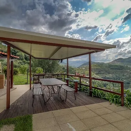 Experience Douro's Beauty, 3br, 2ba Scenic * Barro (Vila Real)